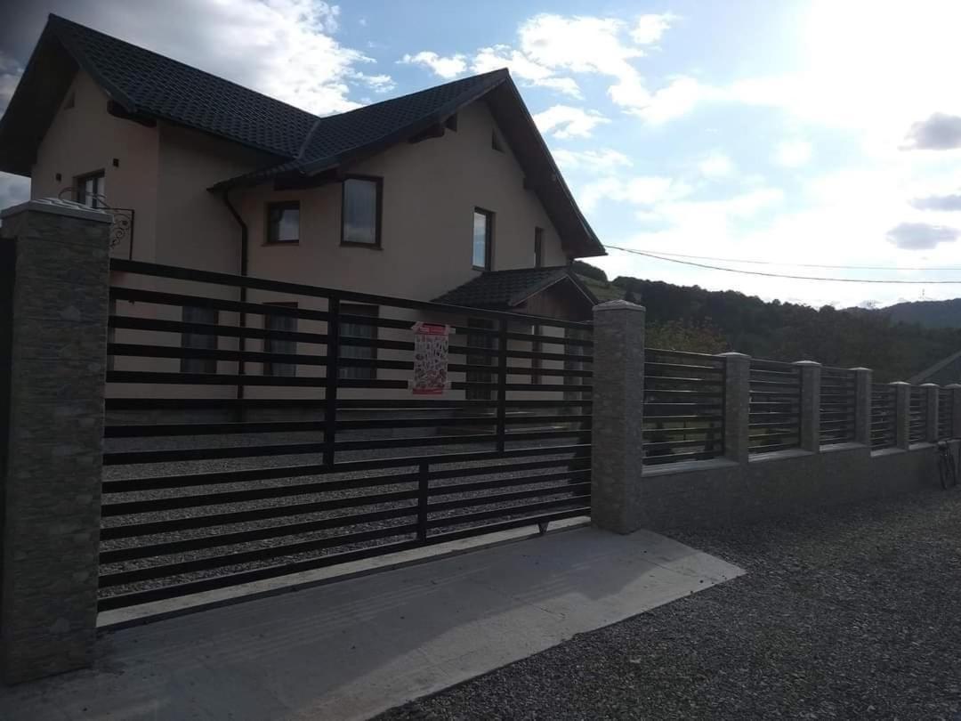 La Casa Alana Hotel Вишеу де Жос Екстериор снимка